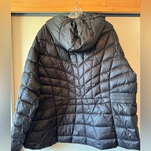 Lane Bryant Packable Puffer jacket 26/28 - Picture 2 of 7
